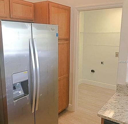 4th image of 1827 Island Walk Dr