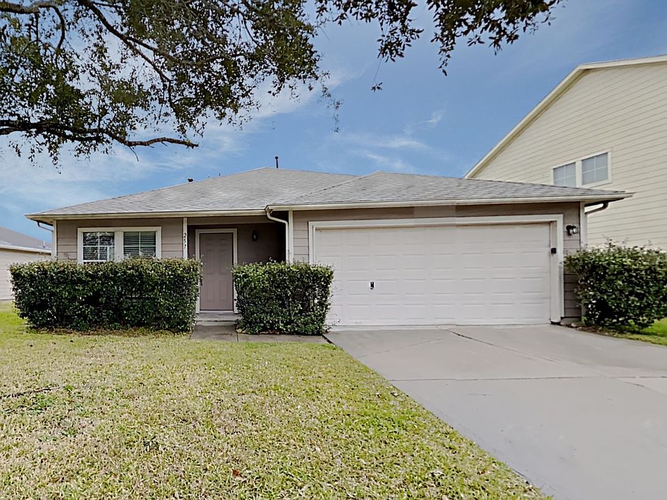 1st image of 257 Crystal Isle Dr