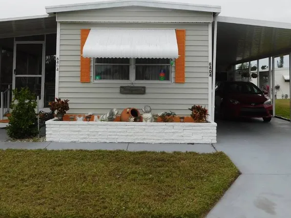 6404 Honolulu Dr #198, Bradenton, FL 34207