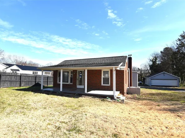 312 Spring Garden Ave, Kannapolis, NC 28081