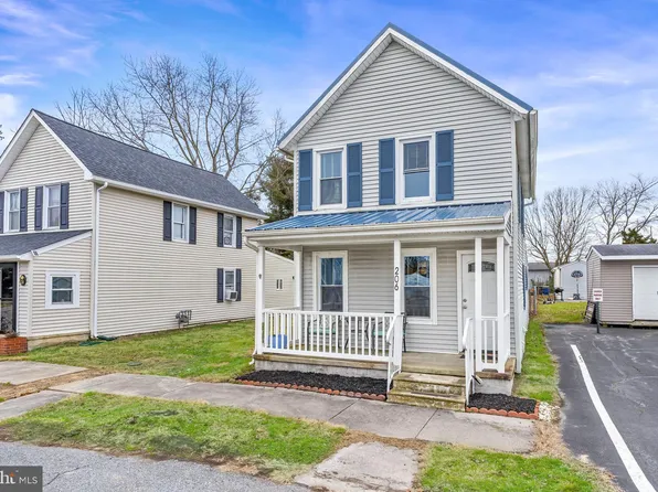 206 Kirkwood St, Clayton, DE 19938