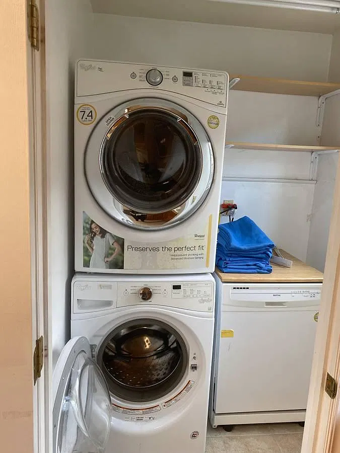 3 bed, 2000 sqft, $5,000 — Photo 3