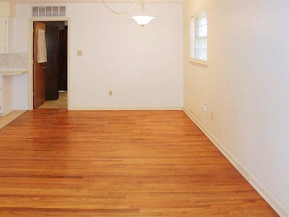 5th image of 6123 NW Dearborn Ave