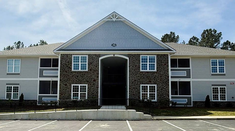 1st image of 188 Gallery Dr
