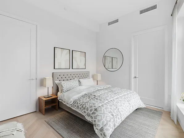 29-18 41st Ave #2D, Long Island City, NY 11101