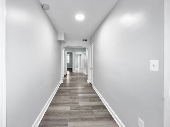 1313 Adams St NE #1