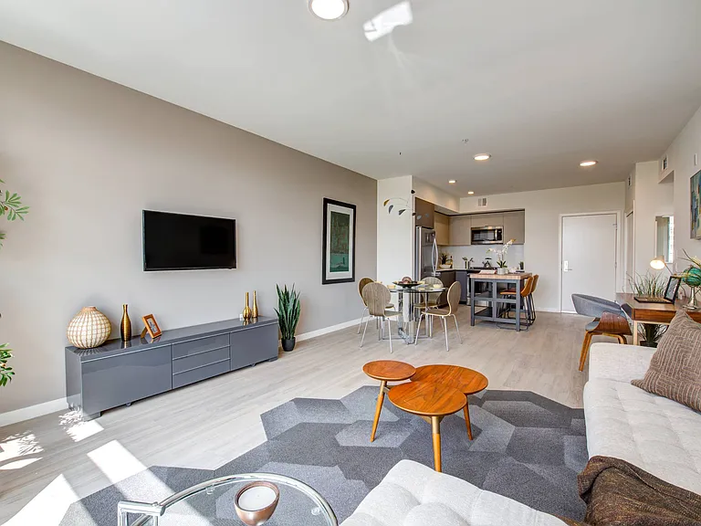 Vestalia — Photo 9