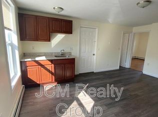9 Bowers St #U3, Lowell, MA 01854