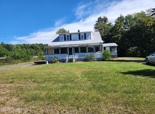 7172 Fish House Rd, Galway, NY 12074