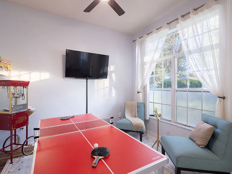 2024 Heartland Cir — Photo 32