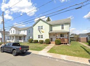 62 Nafus St APT A, Pittston, PA 18640