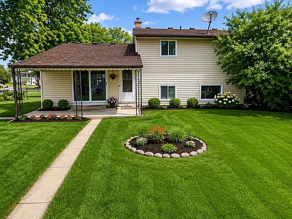 3rd image of 34714 Forman Dr