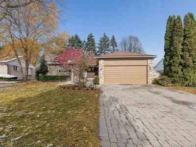 634 Lockport Rd, Rochester Hills, MI, 48307