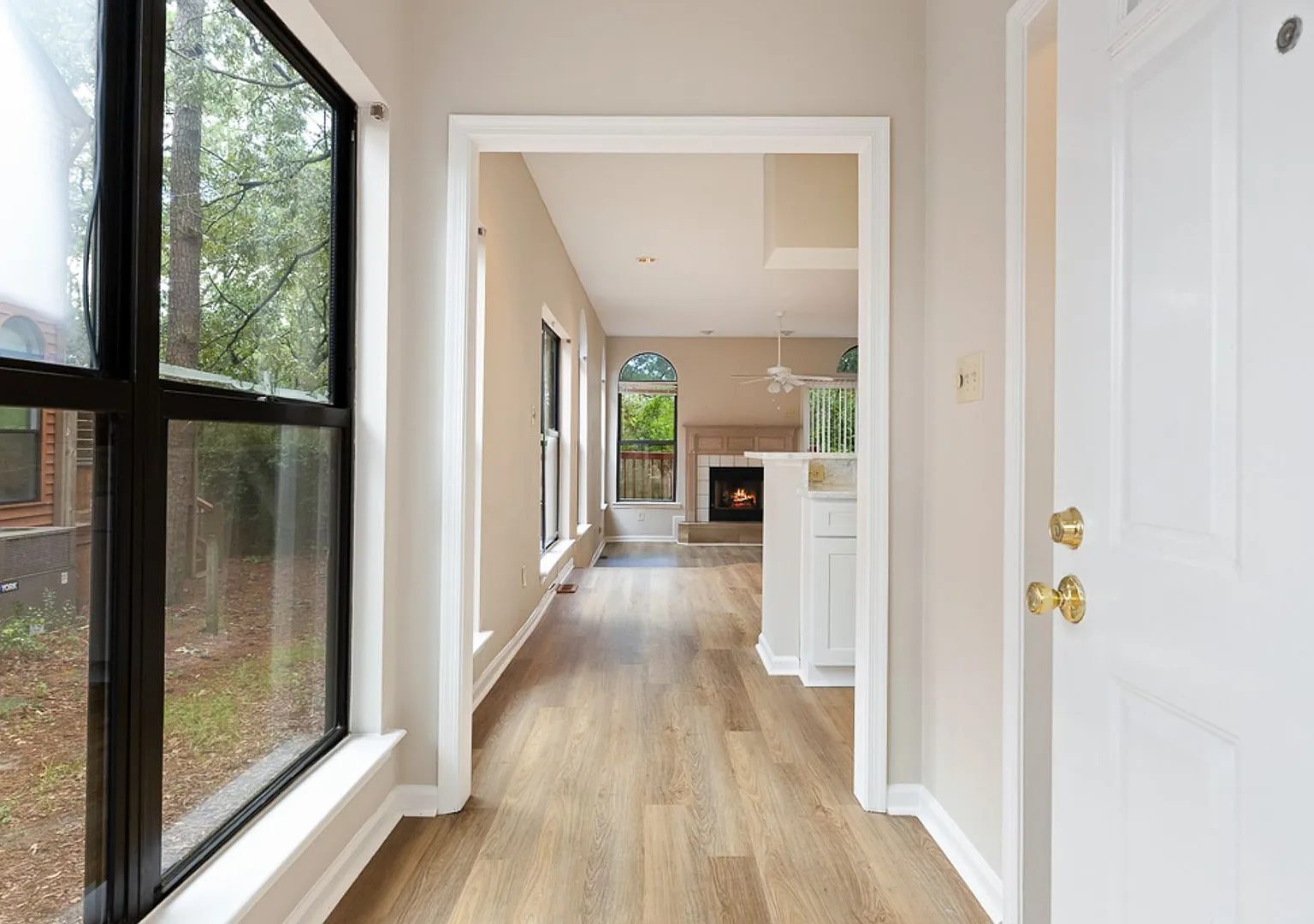 Recently updated three bedroom, two story condo located just blocks from the Chesapeake Bay! — Photo 2