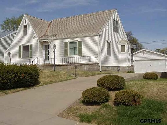 2nd image of 5816 Oak St