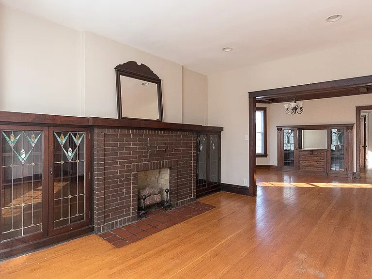 1440 W Addison St #3 — Photo 8
