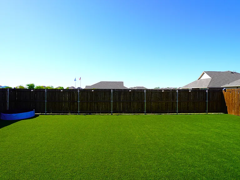 725 Alden Dr — Photo 30