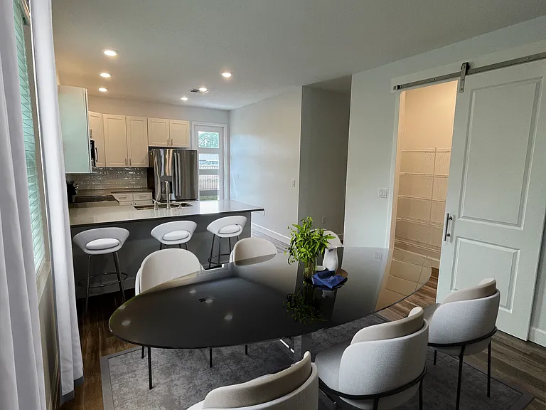 1447 Linda Bryant Way — Photo 4