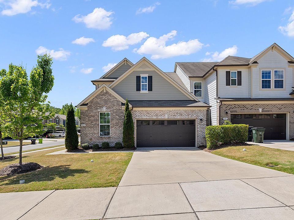 1st image of 3401 Antler View Dr