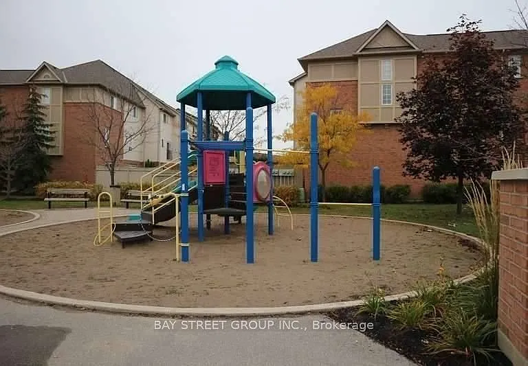 5055 Heatherleigh Ave #40 — Photo 4
