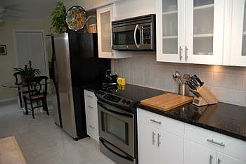 Completely updated kitchen, stainless appliances, granite countertops.