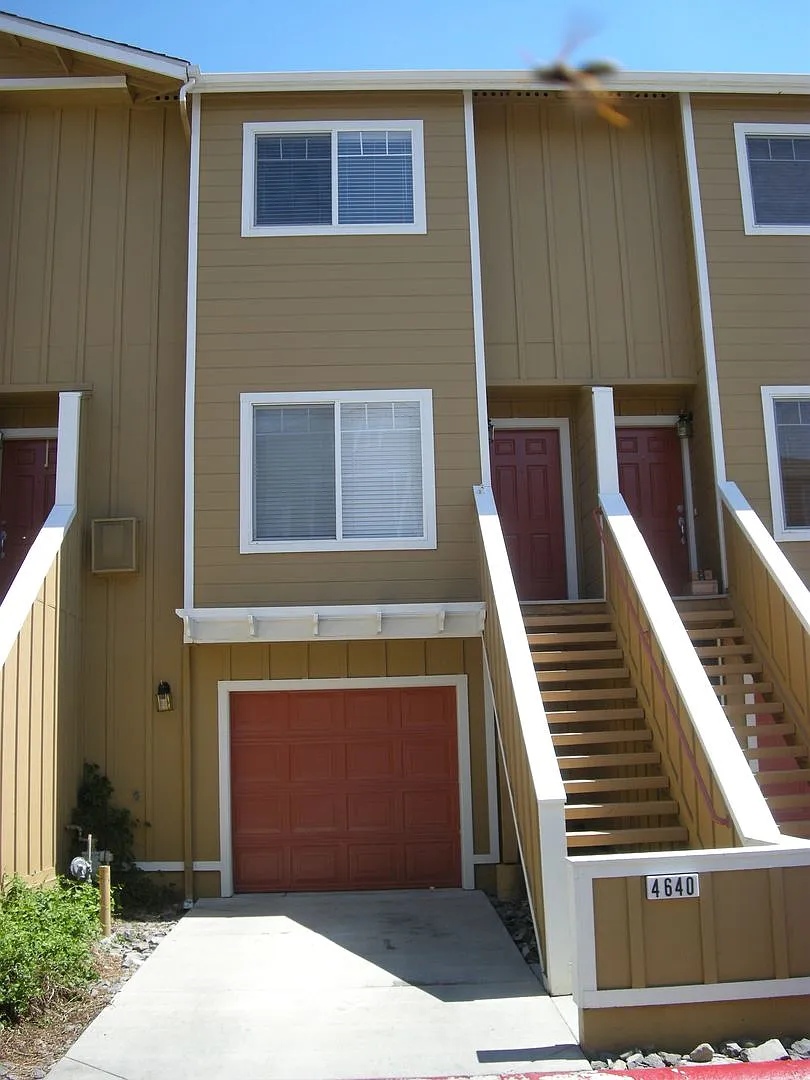 4640 Kathleen Denise Ln photo 1
