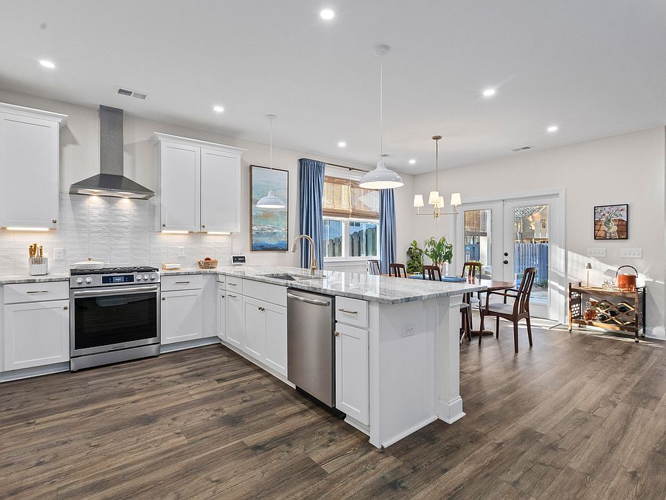 1st image of 100 Risewell Ct