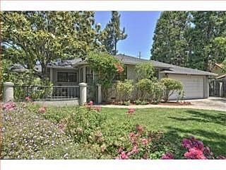 1st image of 253 Carlton Ct