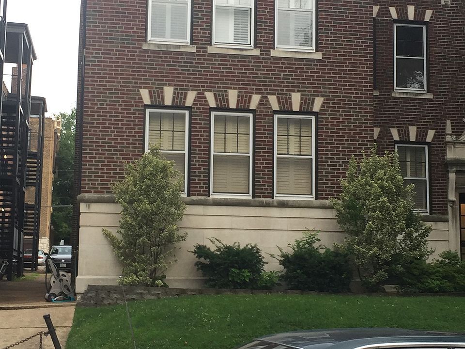 Unit 1E, first floor