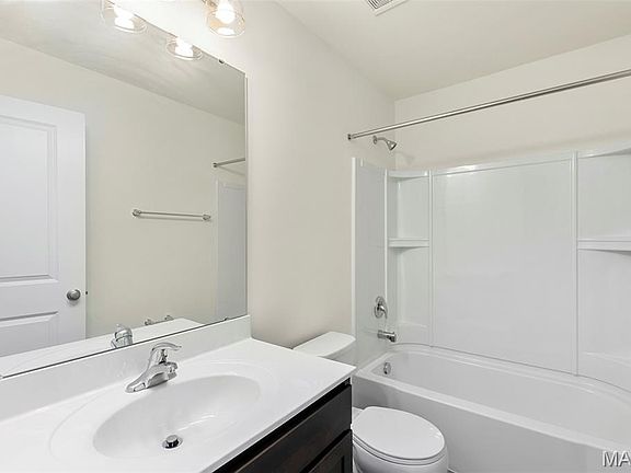 5th image of 4939 Knotty Alder Dr