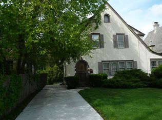 719 Reynolds St, Rockford, IL 61103