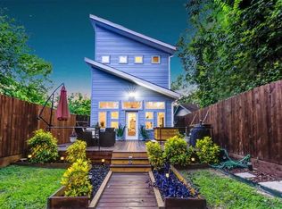 306 Sylvester Rd, Houston, TX 77009