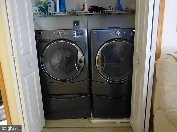 4th image of 145 Buckhill Rd