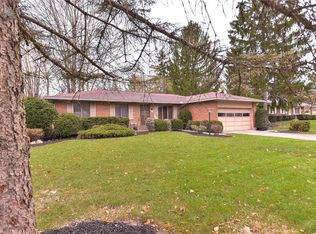 213 Meadowbrook Dr, Bellefontaine, OH