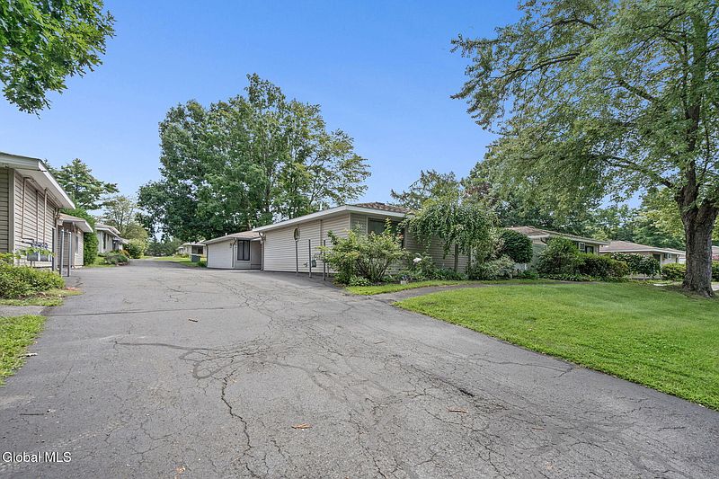 2nd image of 38 Donna Lynn Drive