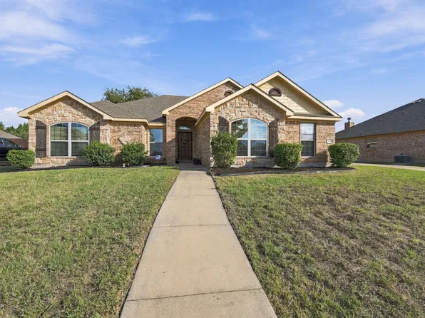 913 Sage Meadow Dr, Glenn Heights, TX 75154