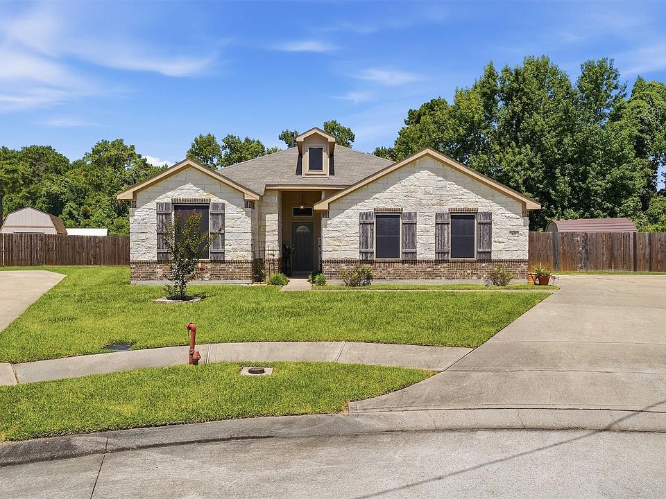 1st image of 105 Jessica Dr