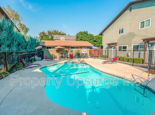 3220 C St #2B-2BA, Redding, CA 96002