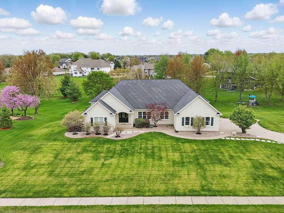 1st image of 2139 Cromwell Cir