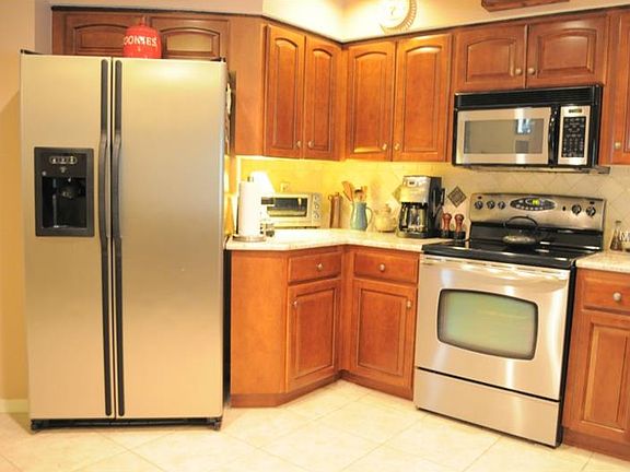 2nd image of 2706 Buckhorn Oaks Dr
