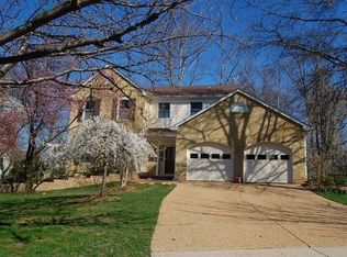 8500 W Oak Pl, Vienna, VA 22182