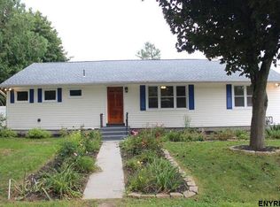 3 Flower Ct, Wynantskill, NY 12198