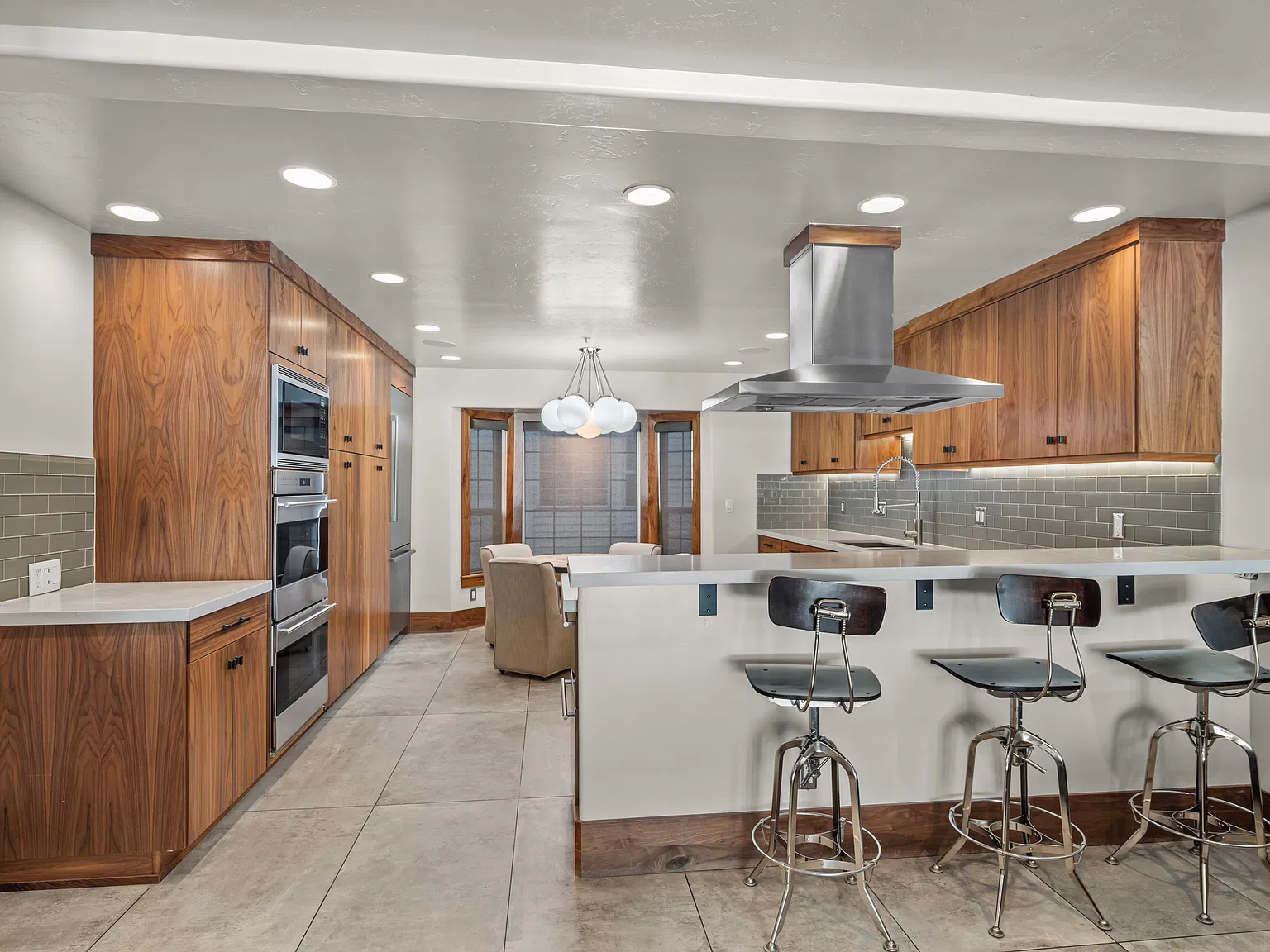 3 bed, 2.5 bath, $750 — Photo 4