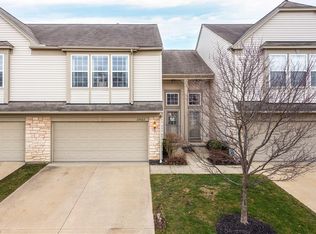 29022 Pembrooke Blvd, Olmsted Falls, OH 44138