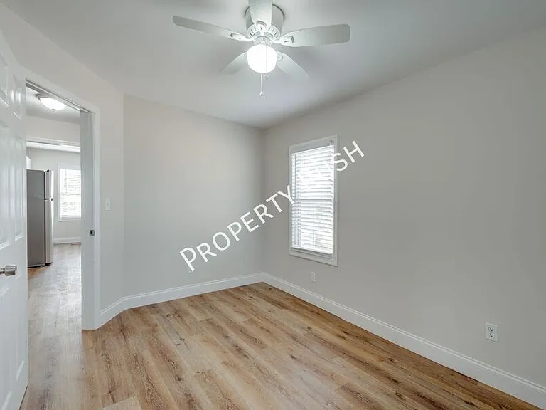 248 East Ave — Photo 12