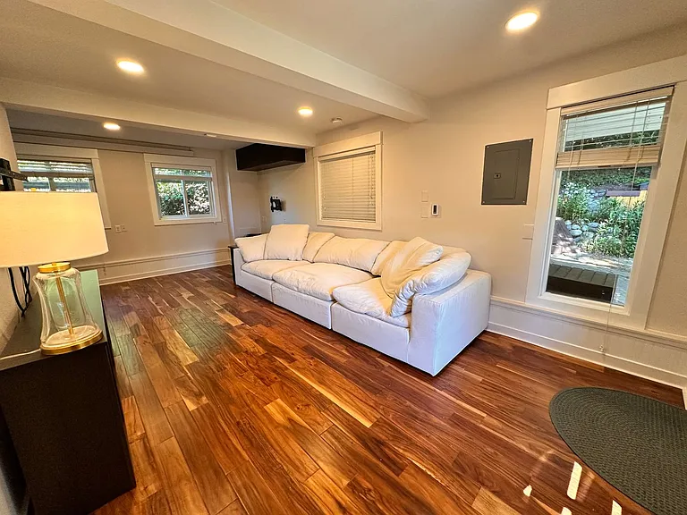 5301 SW Shore Pl — Photo 18