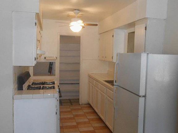 4th image of 6031 Pompeii St