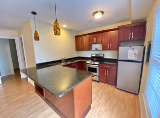 8 Fair St #13C, Newport, RI 02840