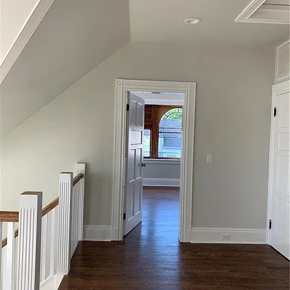 4 Morgan Ave — Photo 31