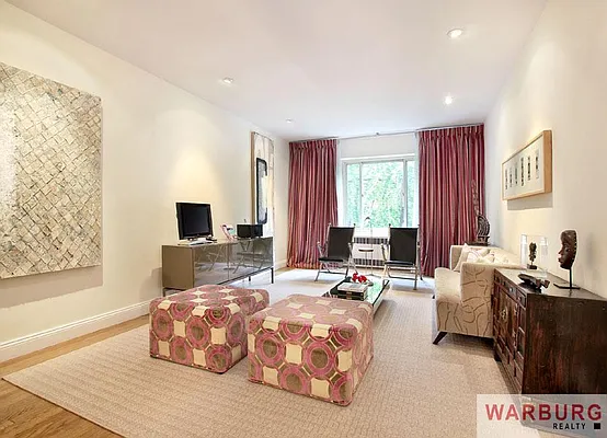 Sold by Warburg | media 3